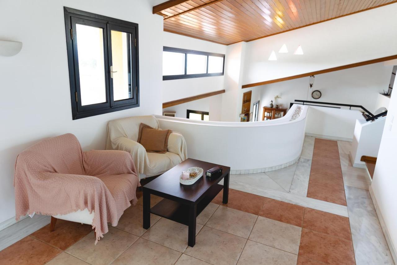 Kouvelia Country Home Luxury Villa Rental Νεροτριβιά Εξωτερικό φωτογραφία